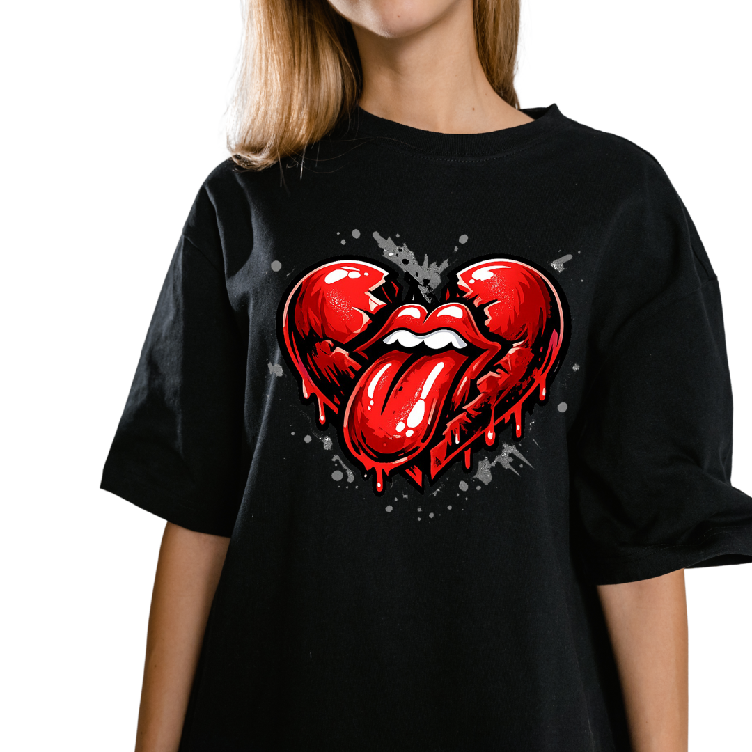 Camiseta "Corazon Roto y Lengua"